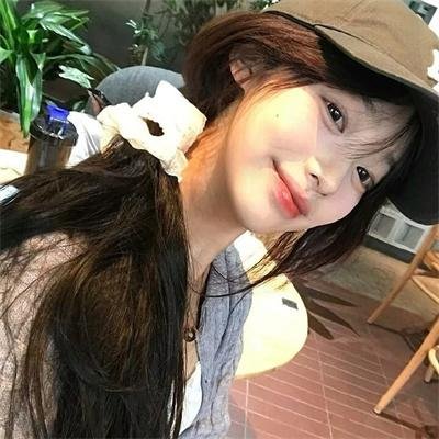 军舰春光
